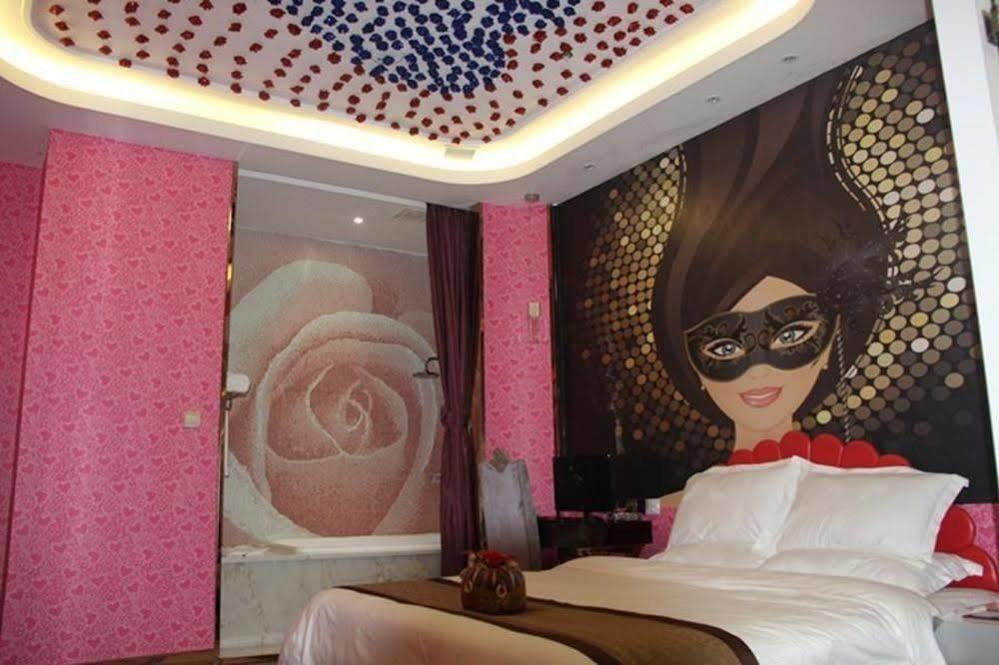 Art Hotel Vienna- Luoyang Luoyang  Buitenkant foto